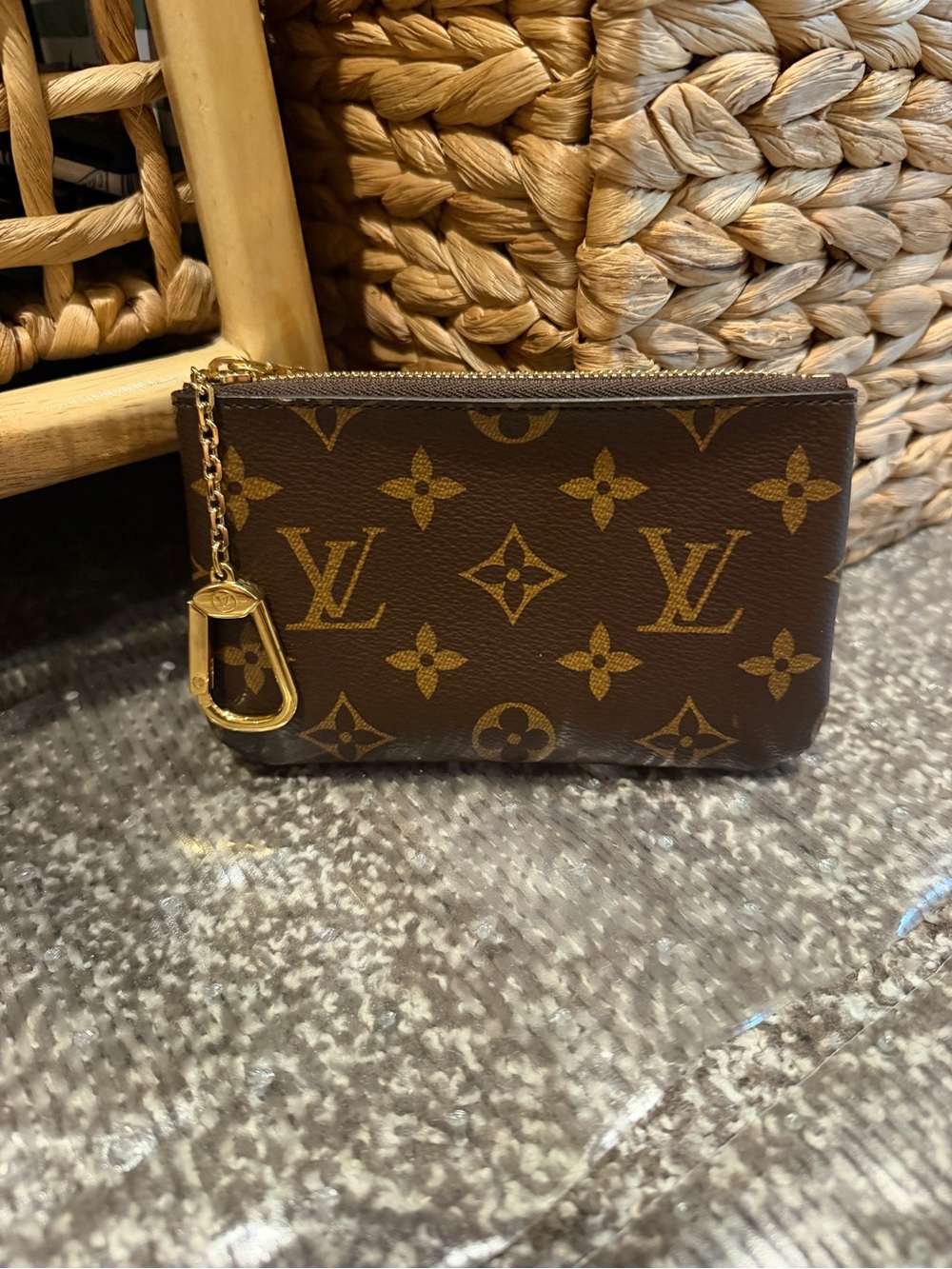 Louis Vuitton Monogram SMALL Key Pouch